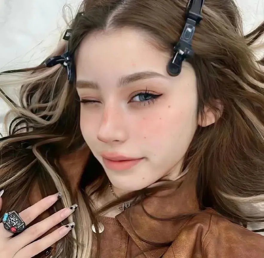 亚洲之爱 排行封面